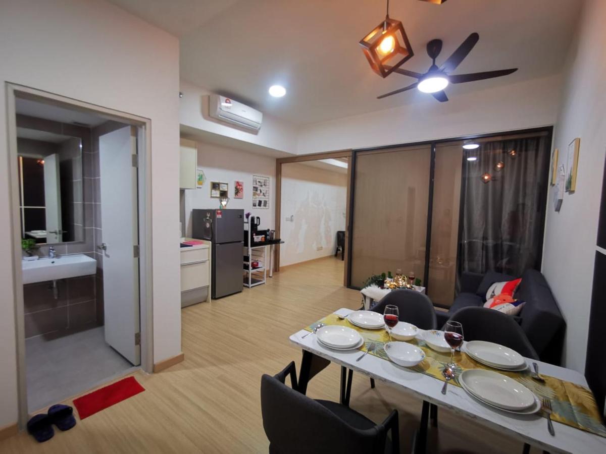 Dsara Big Cinema Netflix Projector Next Sb Hospital Apartment Sungai Buloh Exterior photo