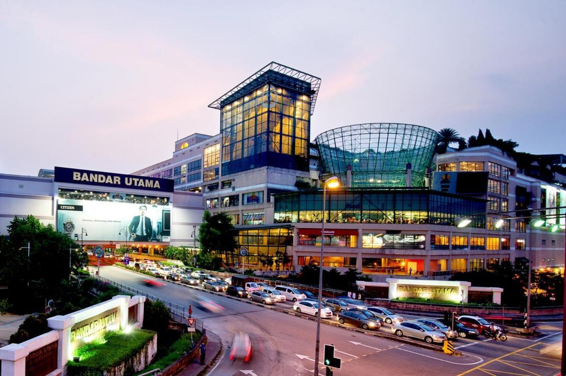 Dsara Big Cinema Netflix Projector Next Sb Hospital Apartment Sungai Buloh Exterior photo